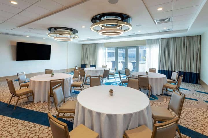 Meeting facility